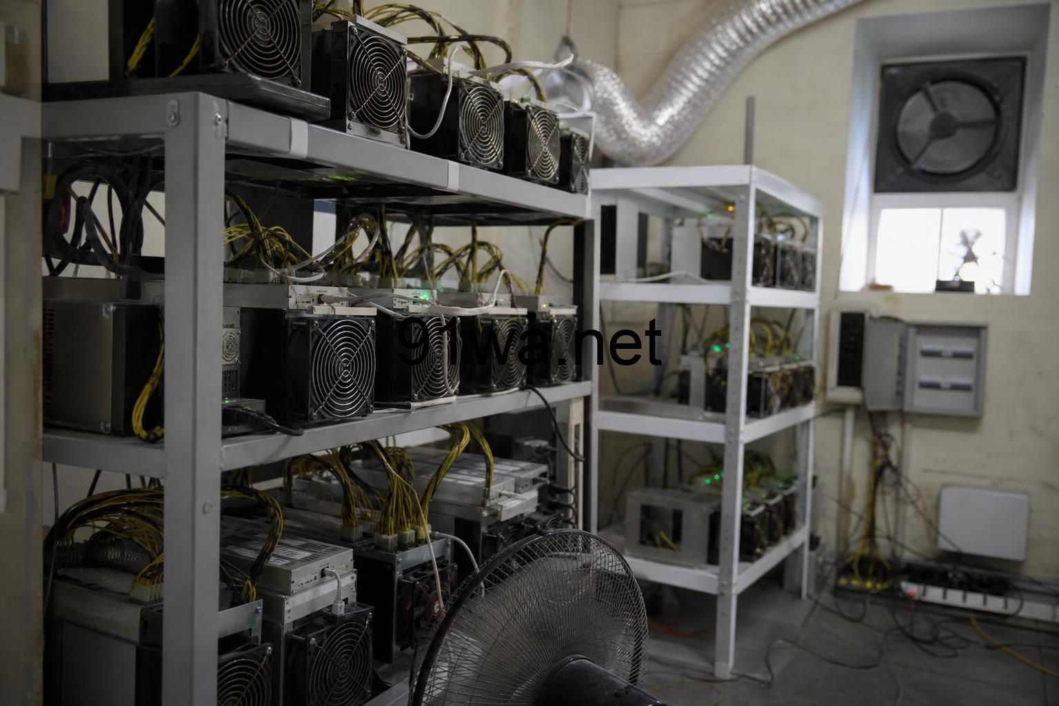 新手第一次开矿机前，把排障顺序和收益底线先写清楚