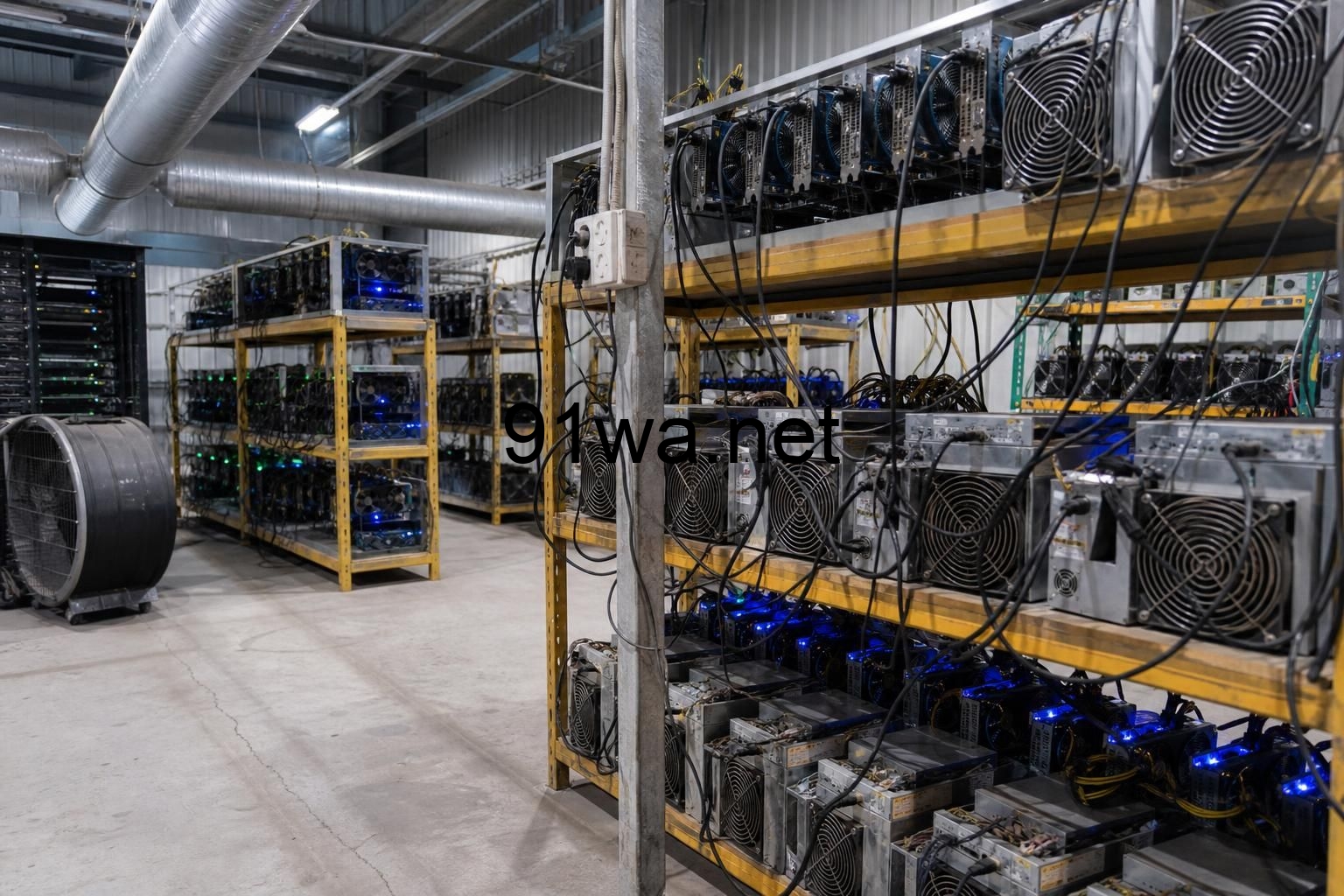 Warsh 预期、Coinbase 升级和机构调仓同一天发酵，加密市场又回到“资金入口”这条主线