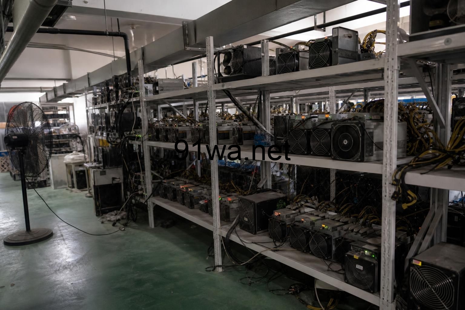 ETF 把资金带到门口，预测市场把用户留在场内：加密热点正在换入口
