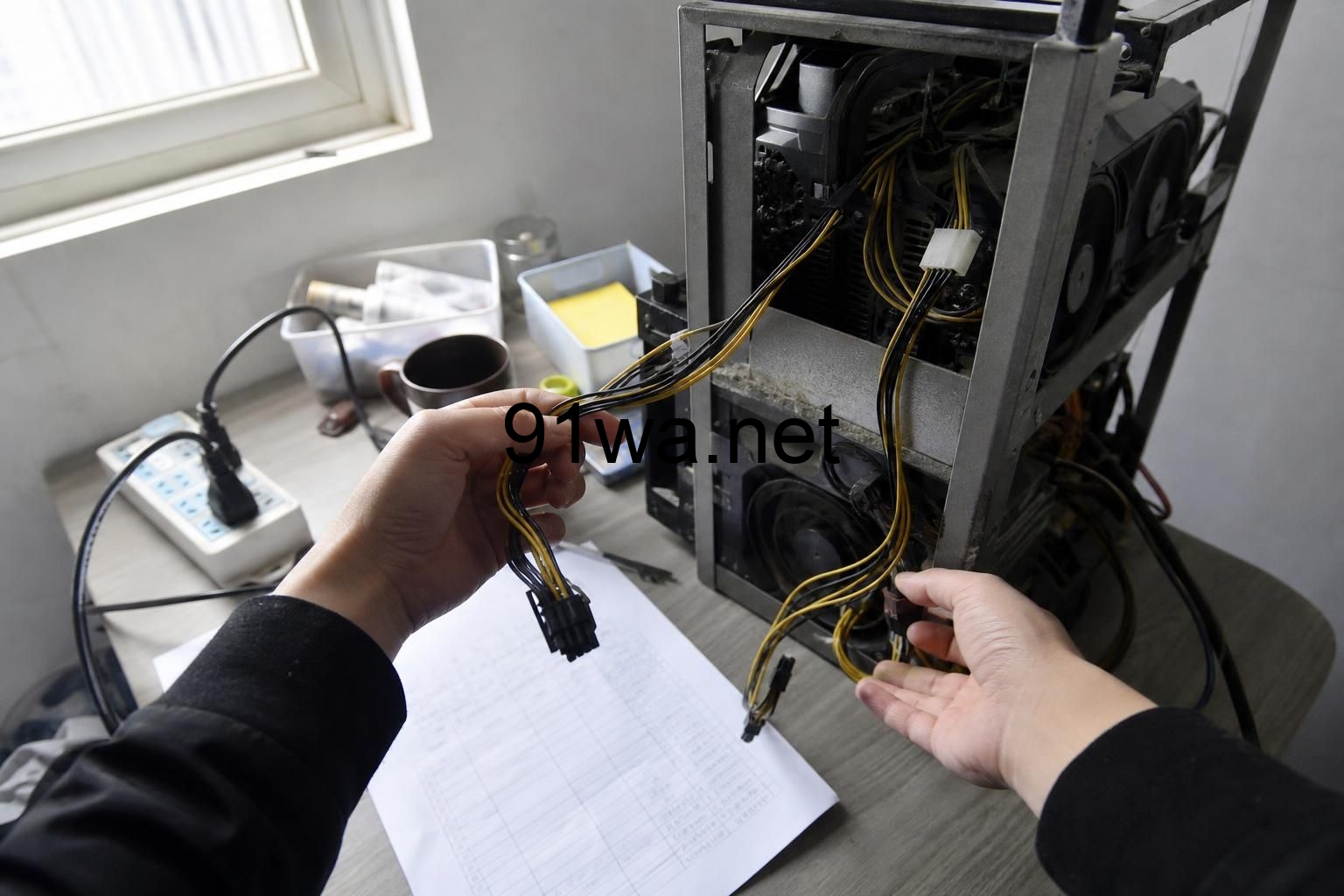 验收第一台矿机时，先把收益表按“少跑一天”重算一遍