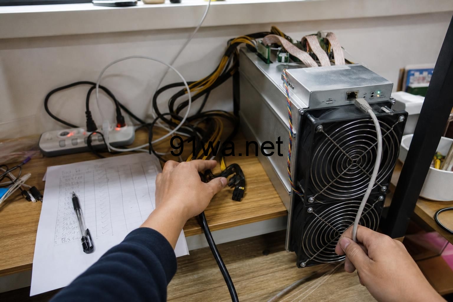 验收第一台矿机时,我先把“能开机”改成“能连续出份额”插图 验收第一台矿机时,我先把“能开机”改成“能连续出份额”