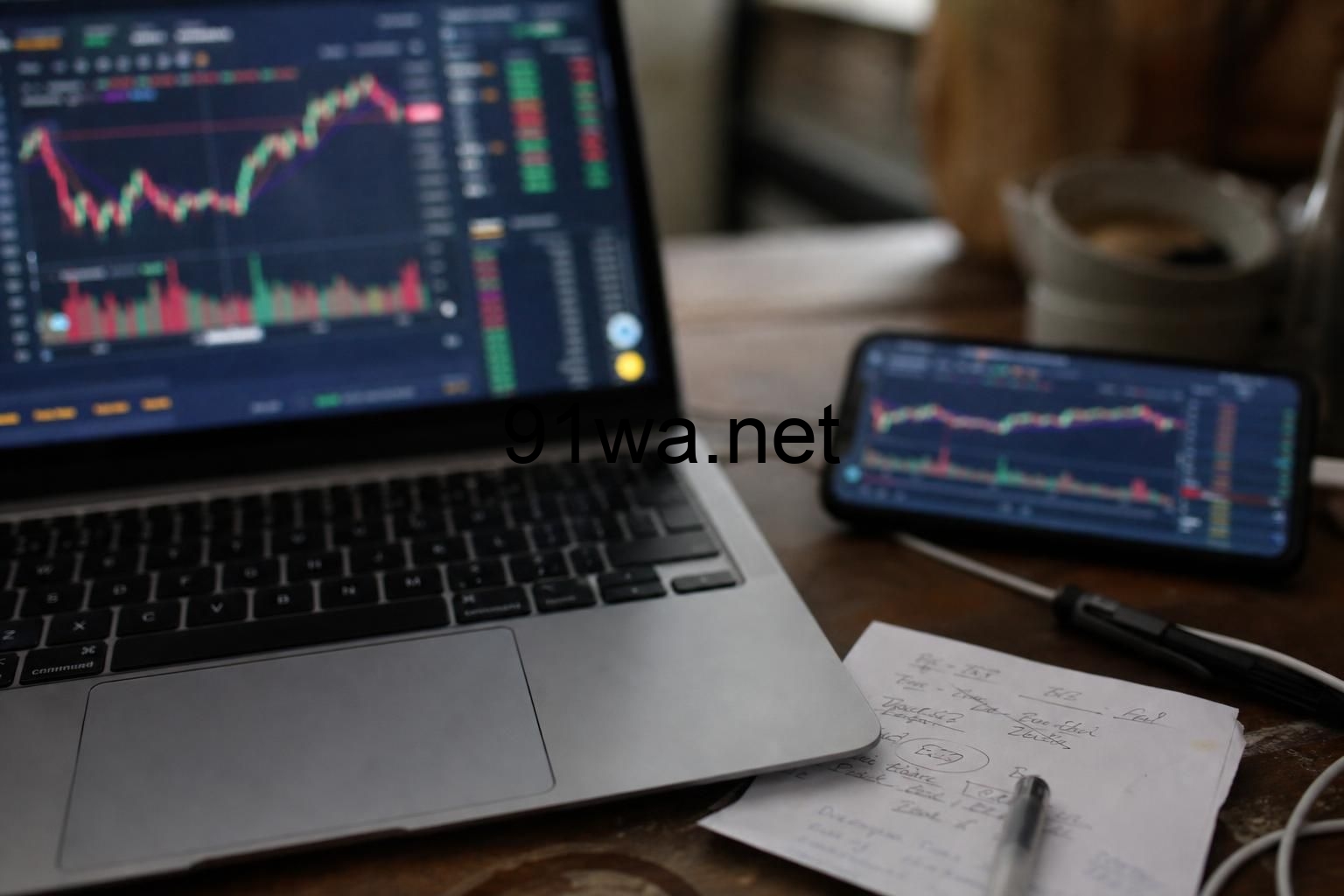 今天追多山寨前先看资金费率有没有把你推到拥挤一边
